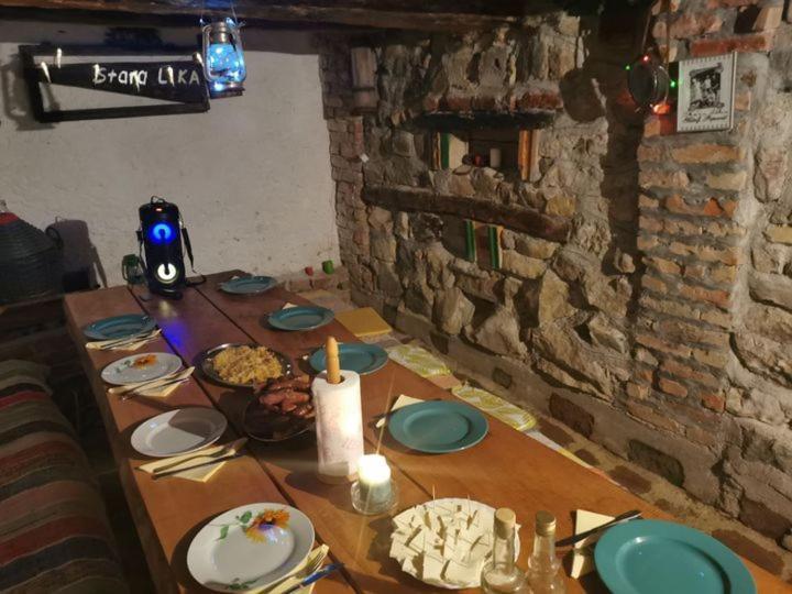 Ivona - Kuca Za Odmor Perusic - Stara Lika Apartment Bagian luar foto