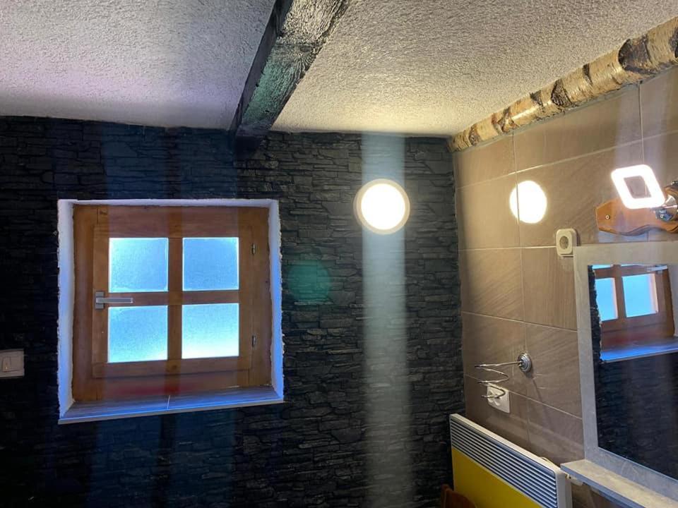 Ivona - Kuca Za Odmor Perusic - Stara Lika Apartment Bagian luar foto
